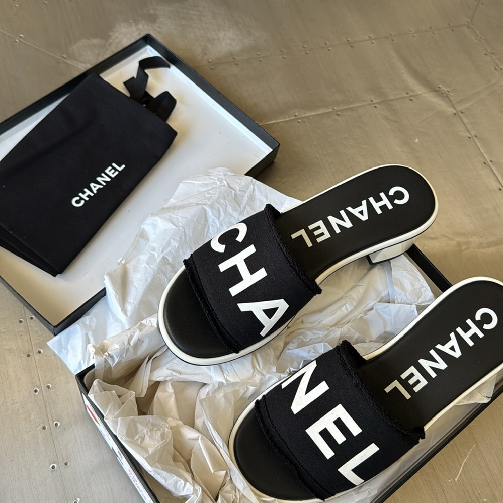 Chanel 24c black white logo slide sandal mules with box sz 39 - Picture 9 of 9